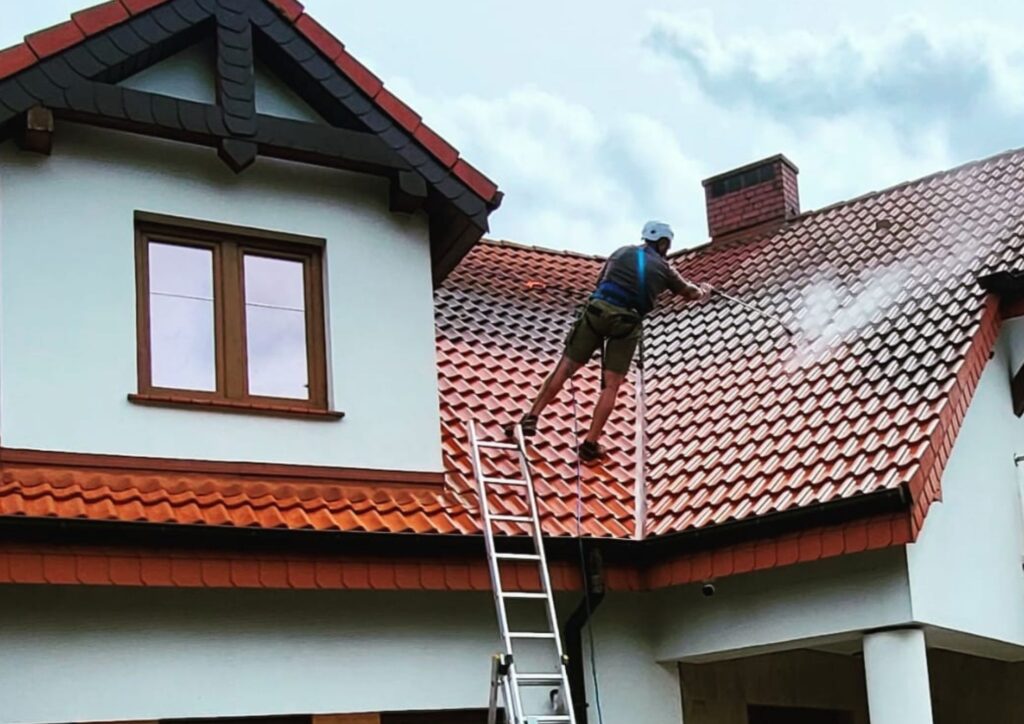 myciepowierzchni.pl - profesjonalne mycie dachów